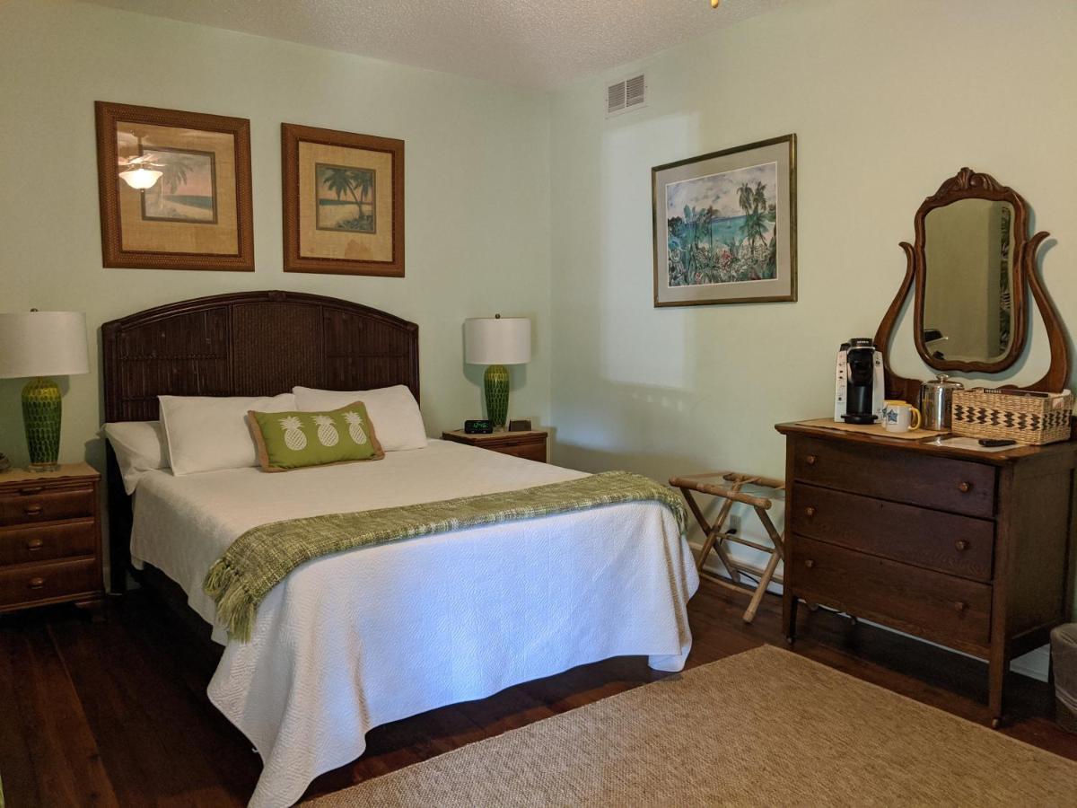 Lake Minneola Inn